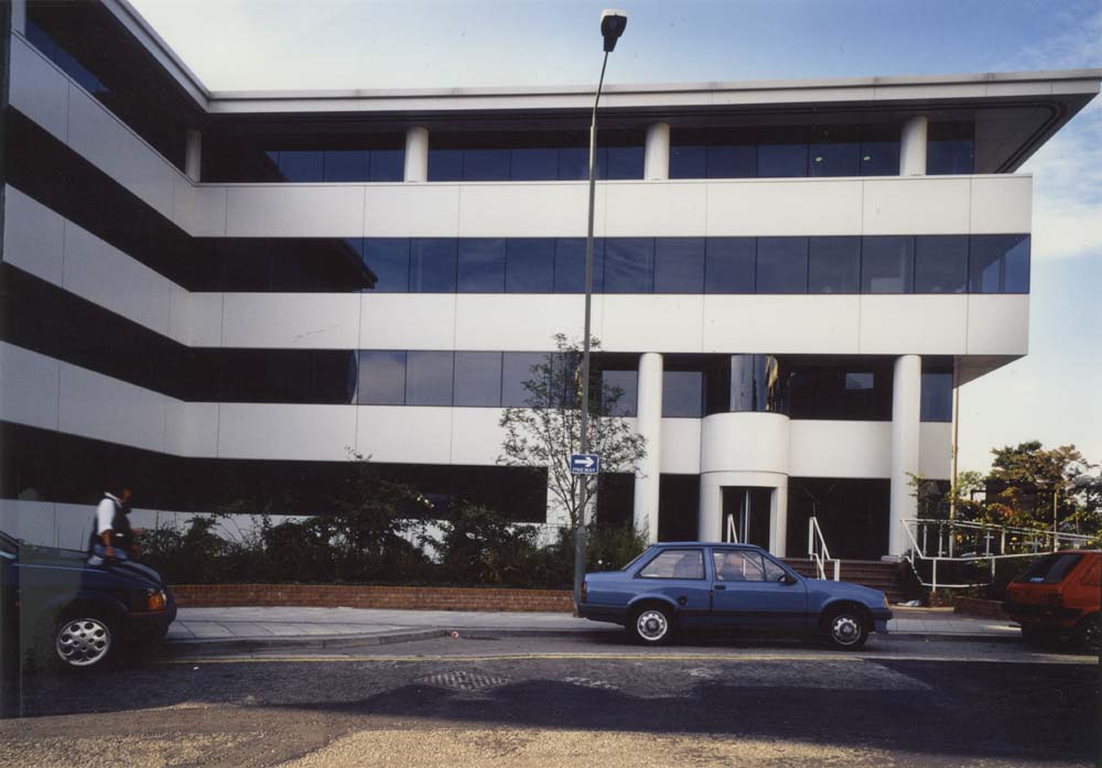 costain-house-woking-jpg